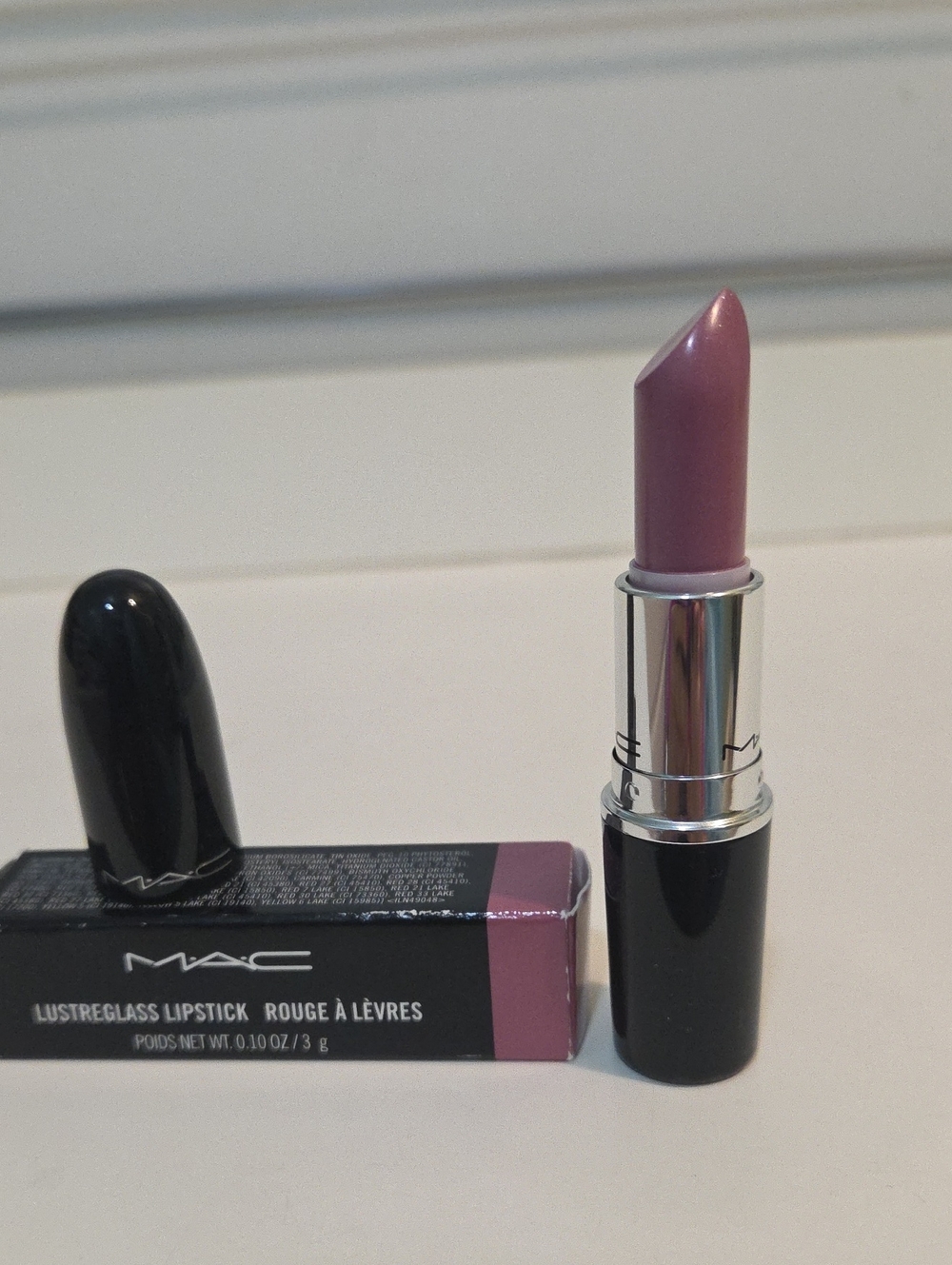 MAC Not Humble Just Bragging  Lustreglass Lipstick (Discontinued) NIB - Picture 7 of 8
